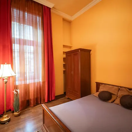 Deak Center Апартаменты Сегед