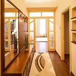 Deak Center Σέγκεντ