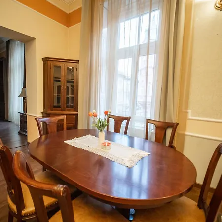 Appartement Deak Center